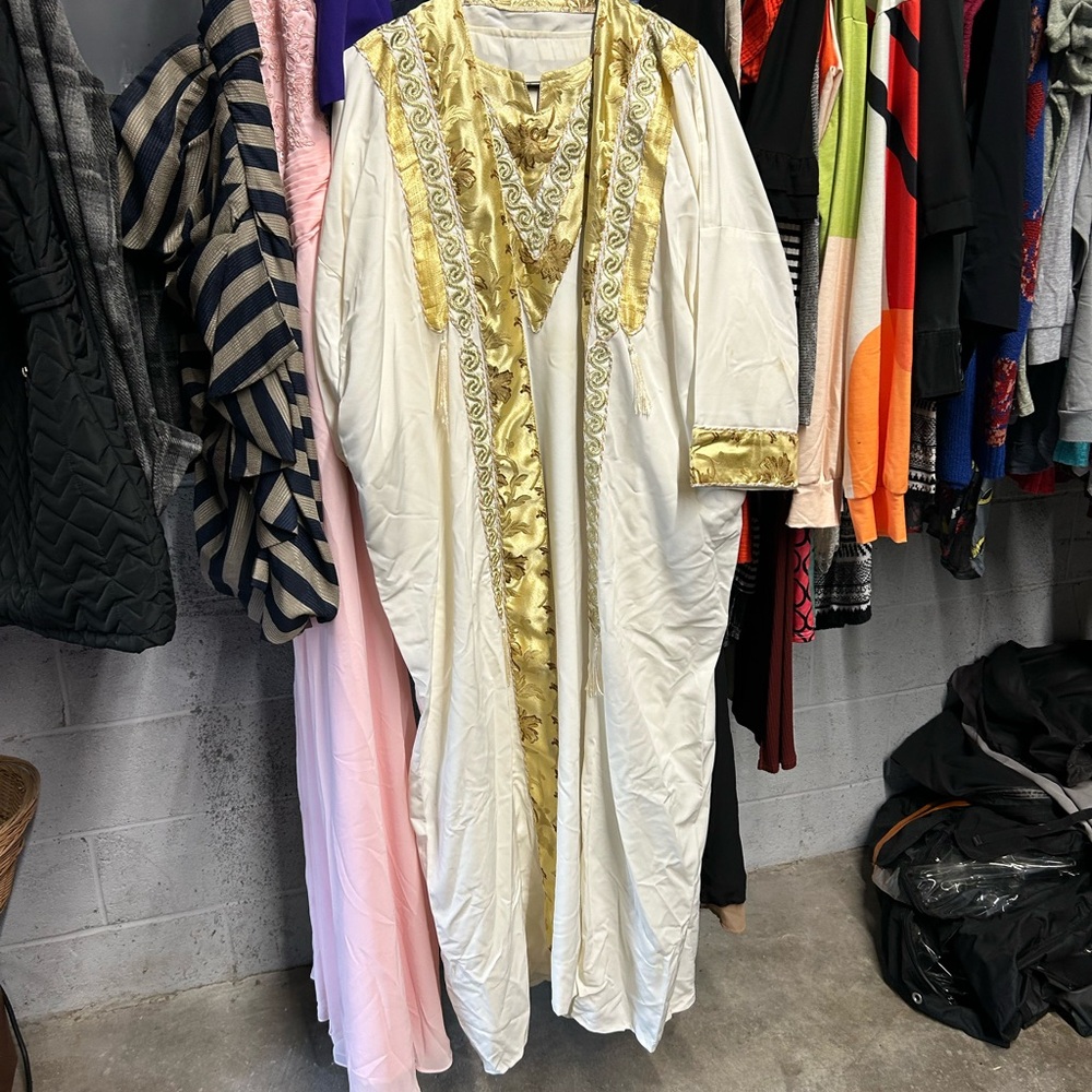 Luxurious Gold and White Women's Kaftan